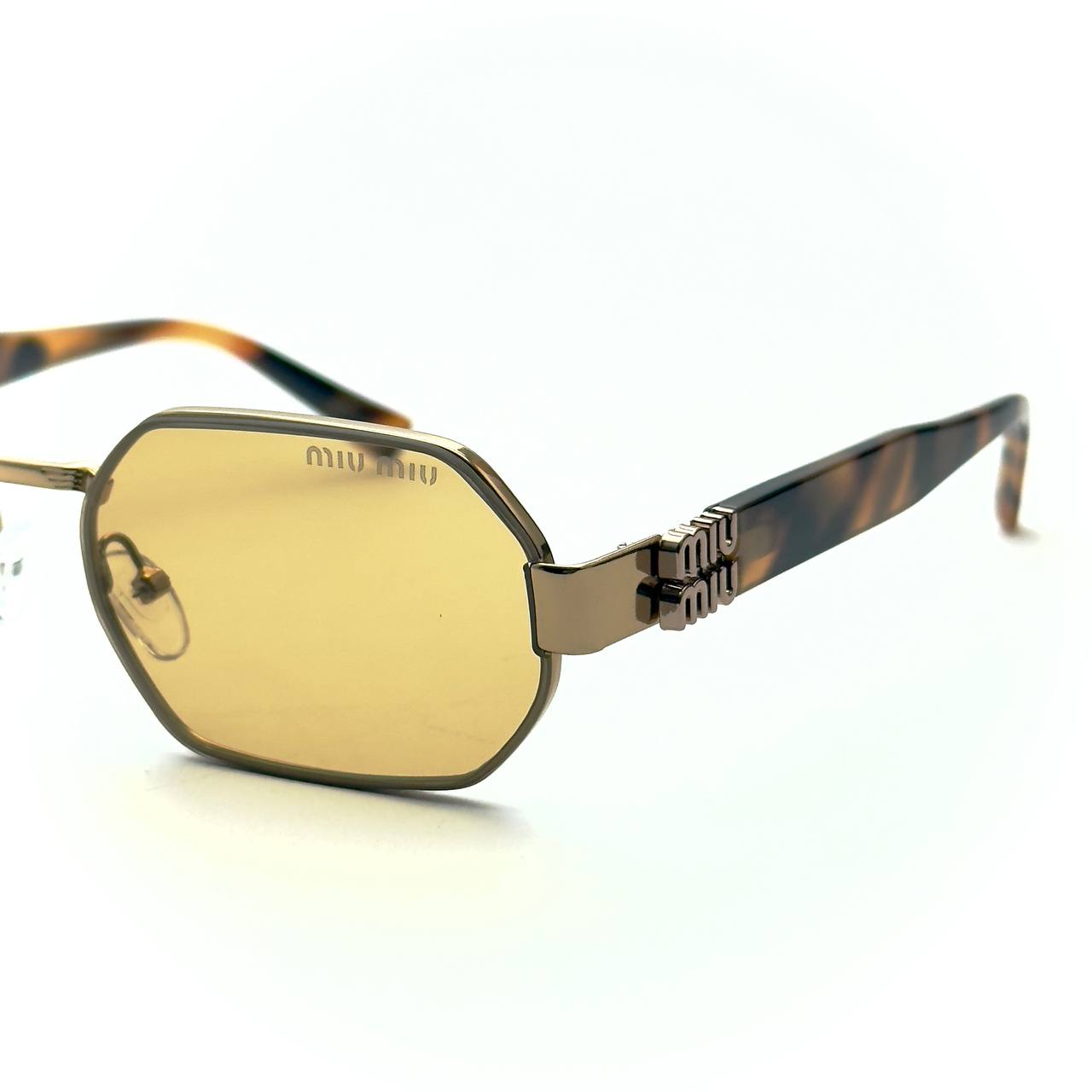 Miu Miu SkyCharm – Havana Edition