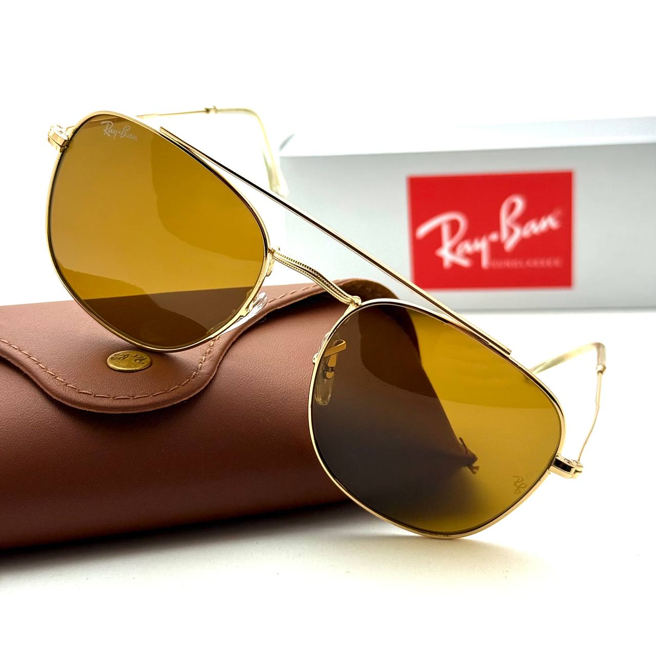 Ray-Ban Aviator RB3025 – Gold Brown