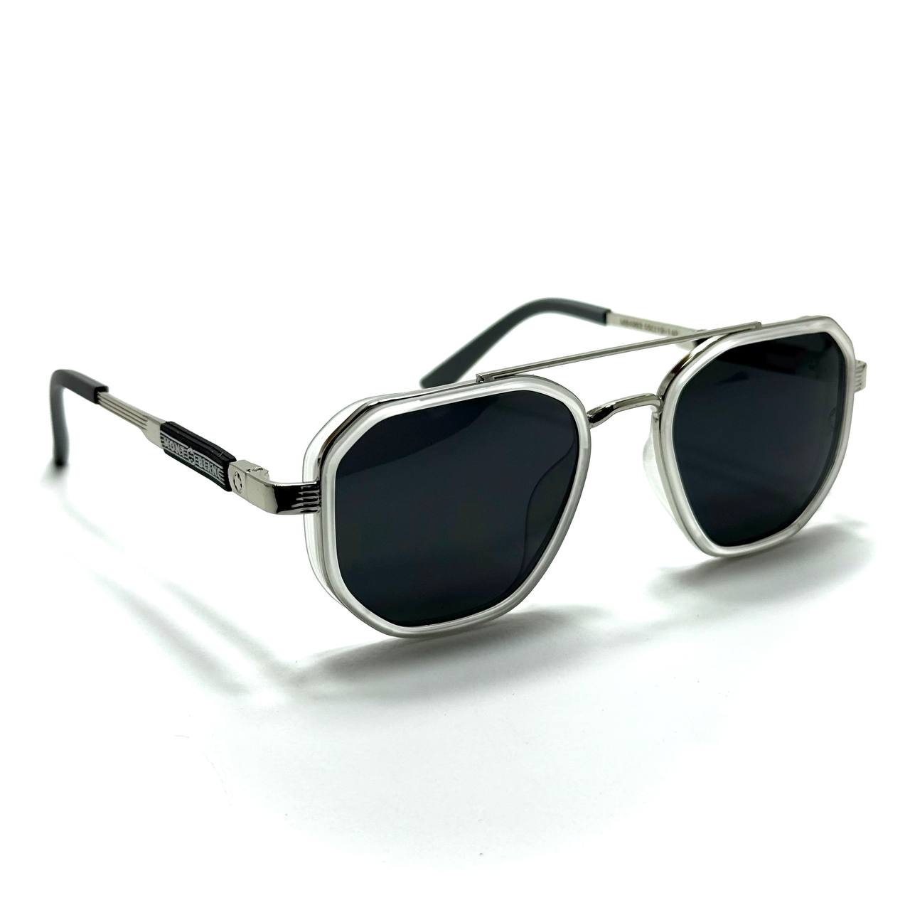 Montblanc Explorer – Silver / Black