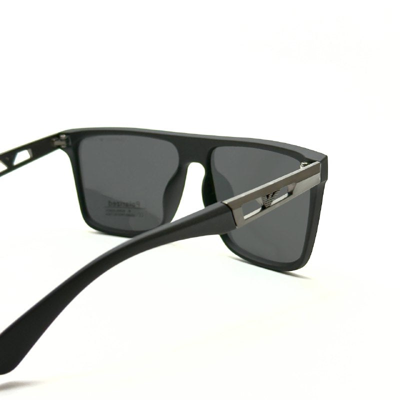 EA 44 Polarized - Full Black