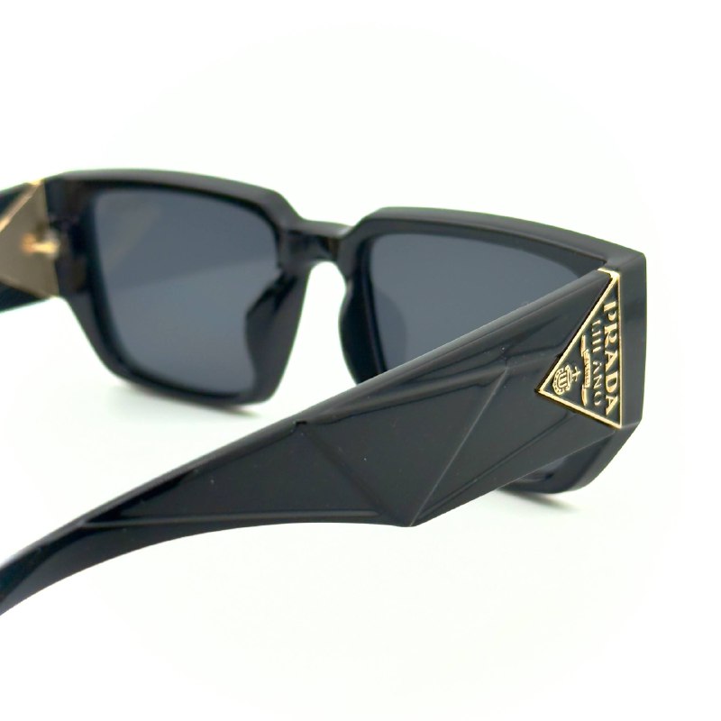 Prada PR52 - Full Black