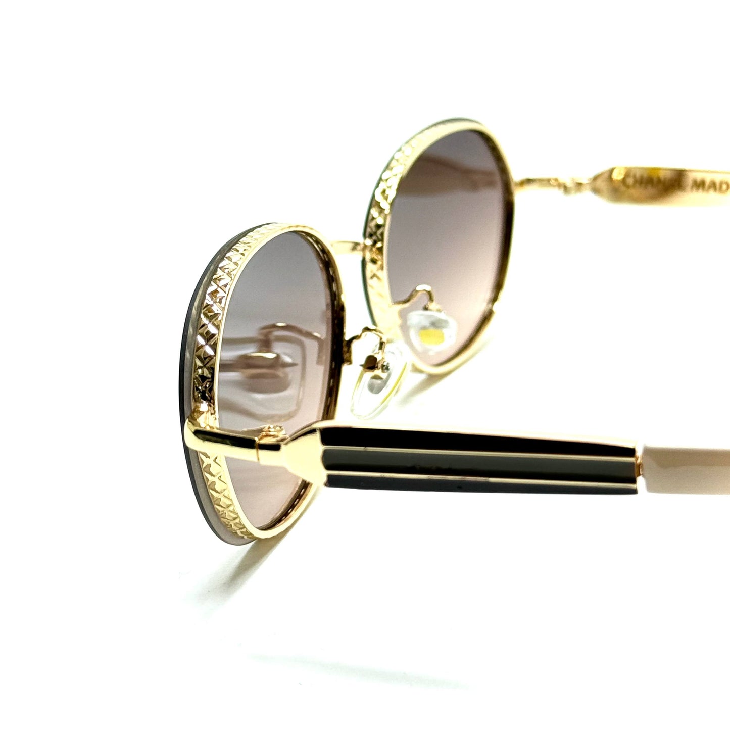 Chanel Soleil Éternel – White Brown