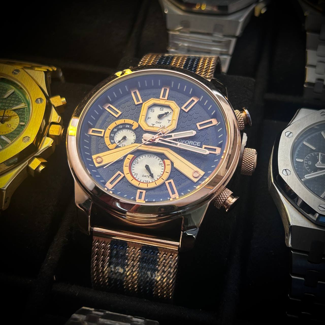 Naviforce HexaX Chronograph – Blue & Rose Gold Mesh (For Him)