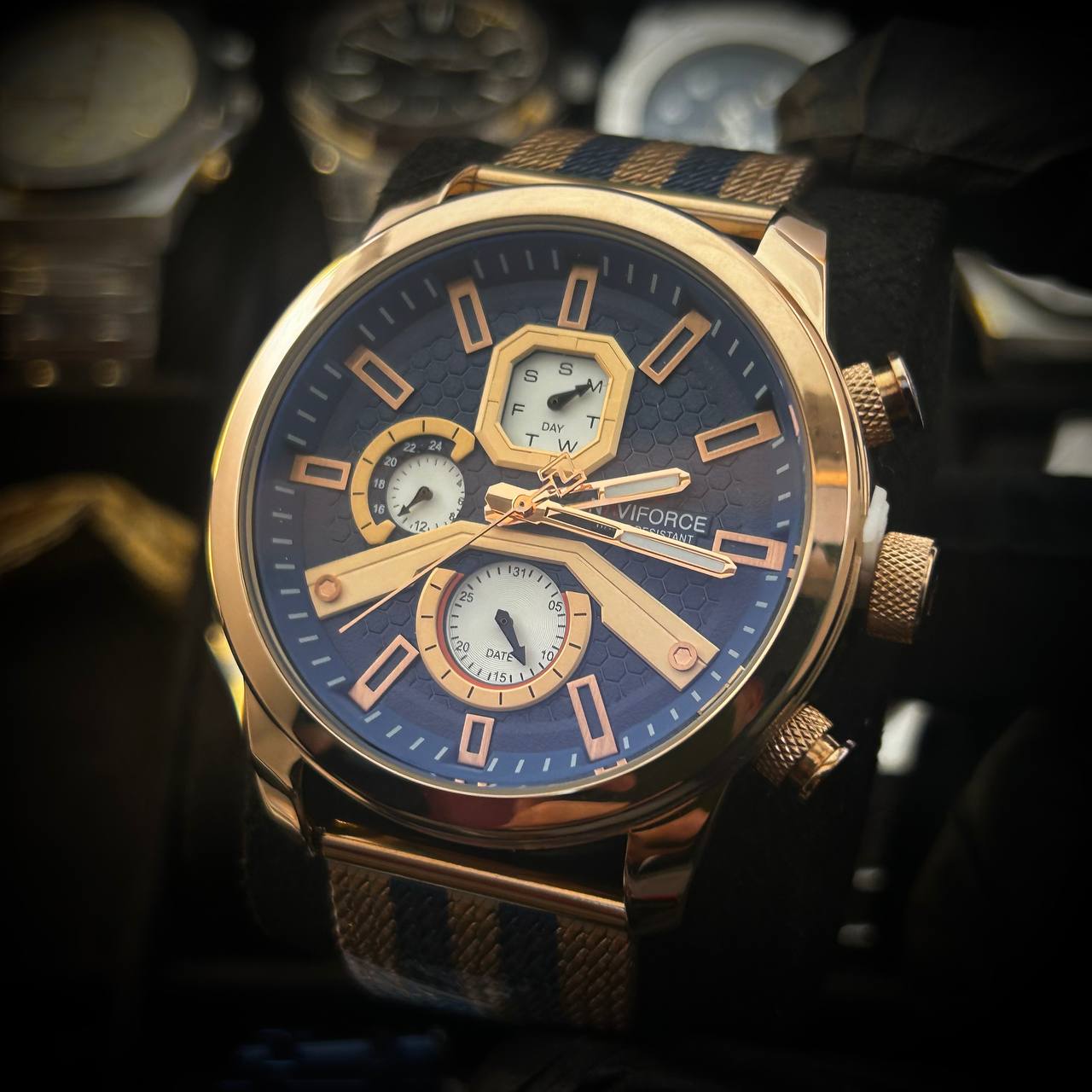 Naviforce HexaX Chronograph – Blue & Rose Gold Mesh (For Him)