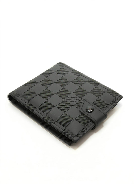 Louis Vuitton Leather Wallet – Black