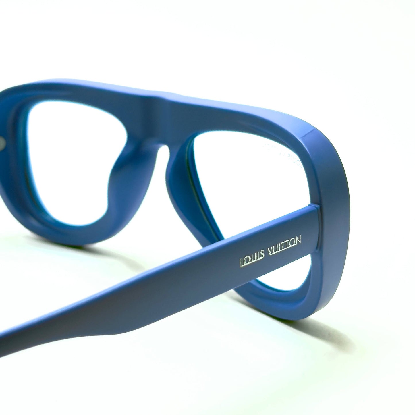 LV Pilot - Blue