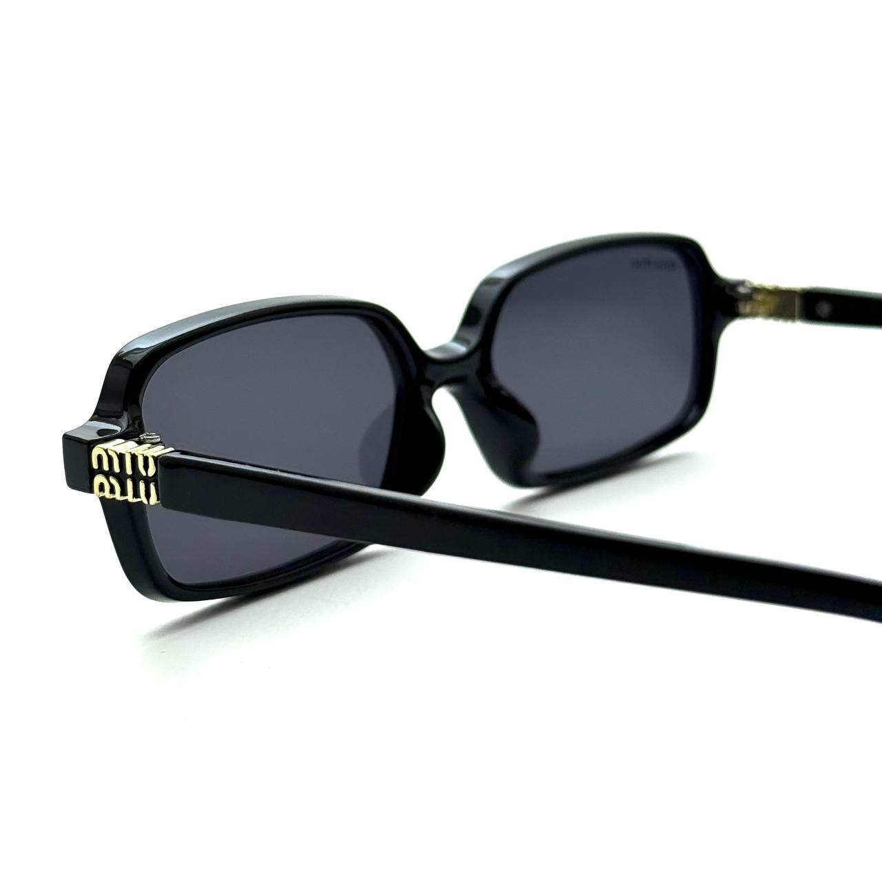 Miu Miu Rectangular Regard - Full Black